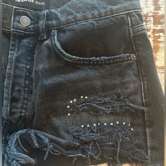 The Kooples Black Studded Frayed Denim Shorts Size 2 NWOT - Picture 2 of 4